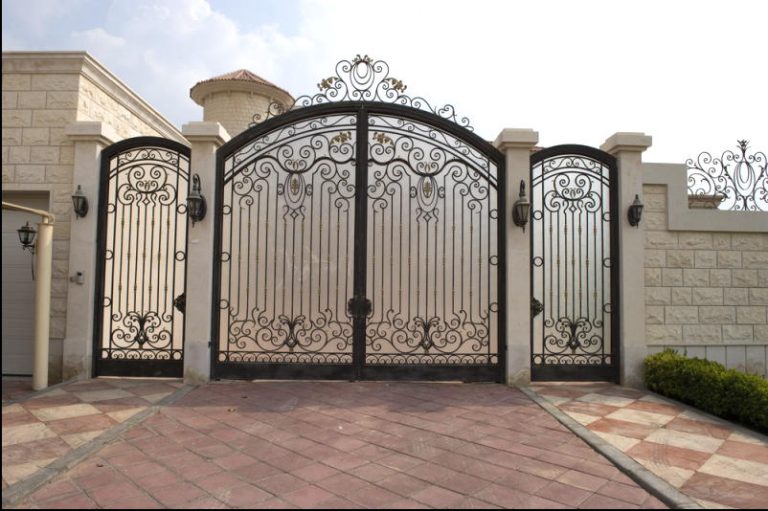 Sơn Phục Hồi Cửa Sắt 