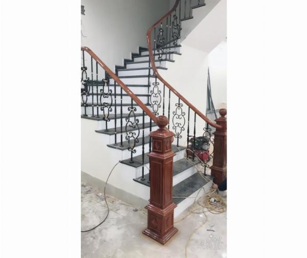 Cầu Thang Sắt Nghệ Thuật Châu Âu MDSCA18 